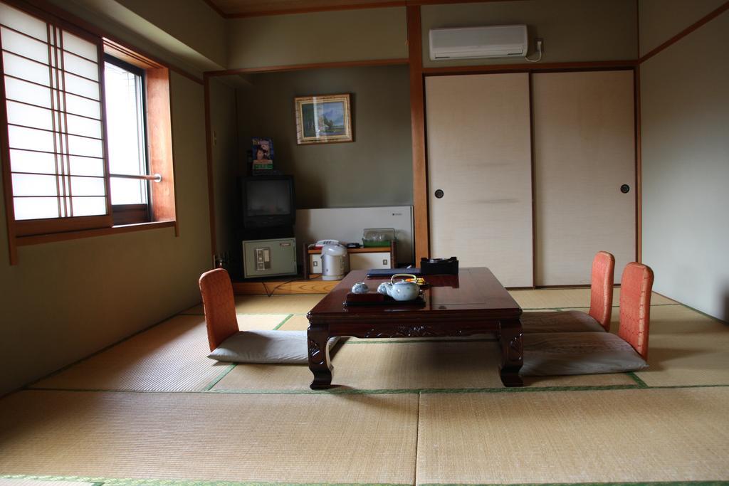 Kōchi 吉万旅馆酒店 外观 照片